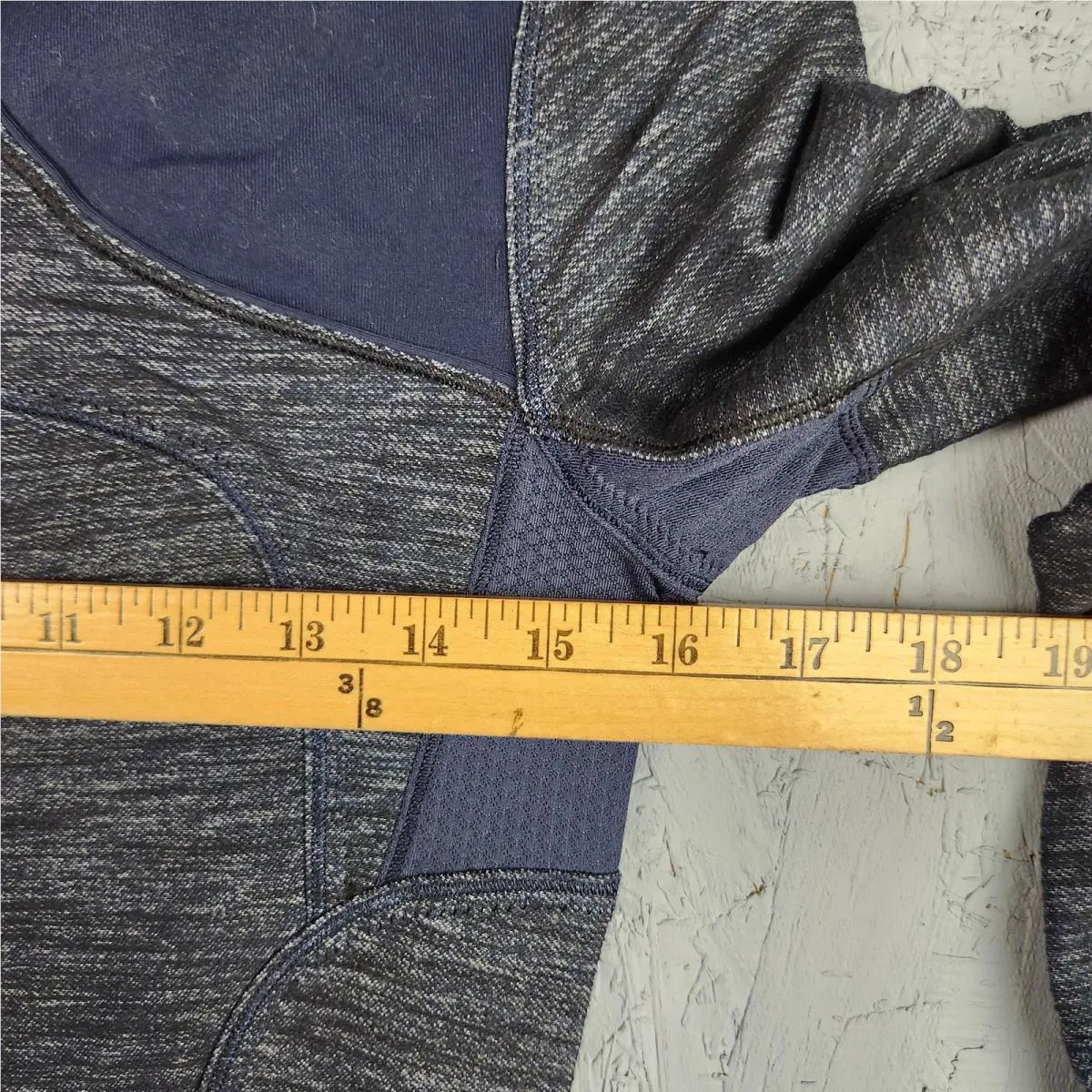 Lululemon clothing - Gray 8