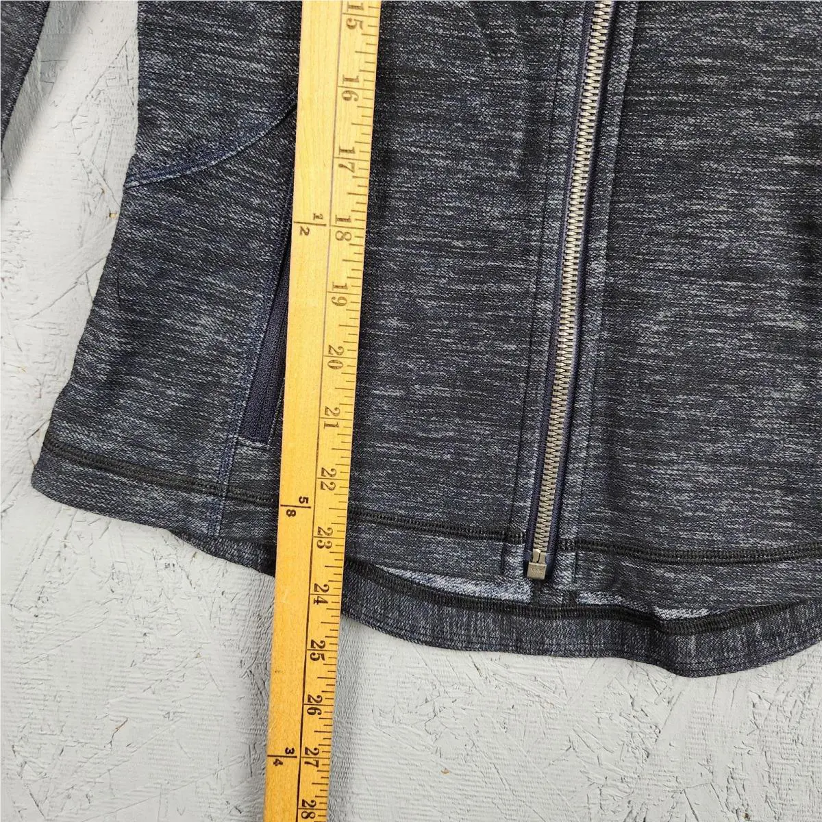 Lululemon clothing - Gray 4