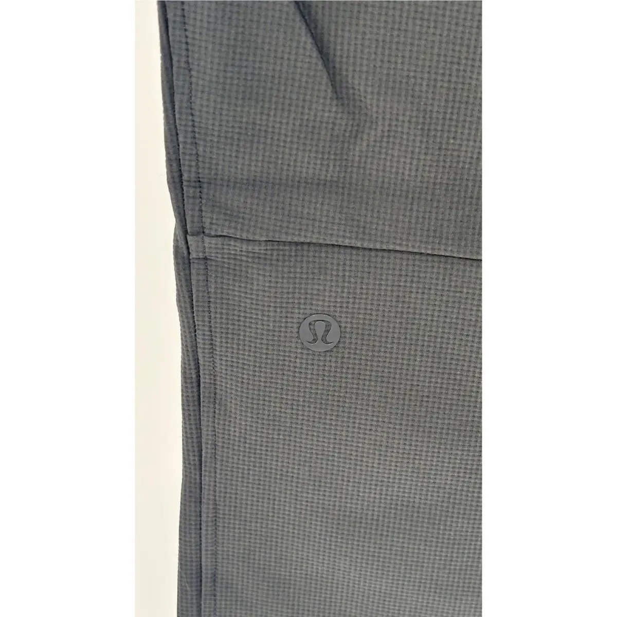Lululemon clothing - Black 4
