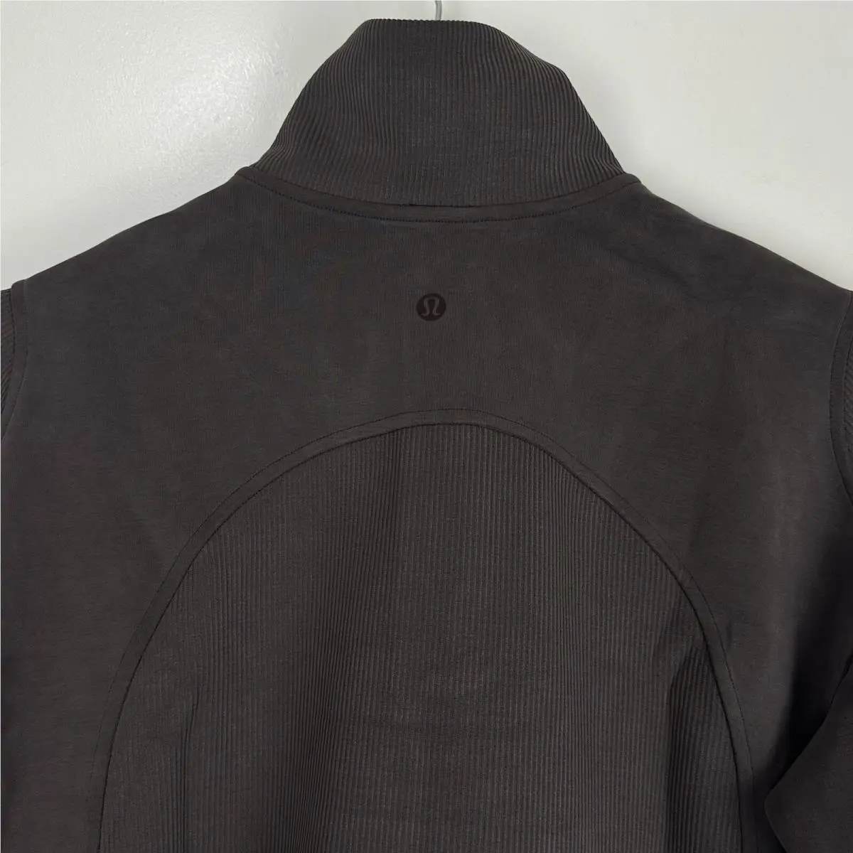 Lululemon clothing - Brown 8