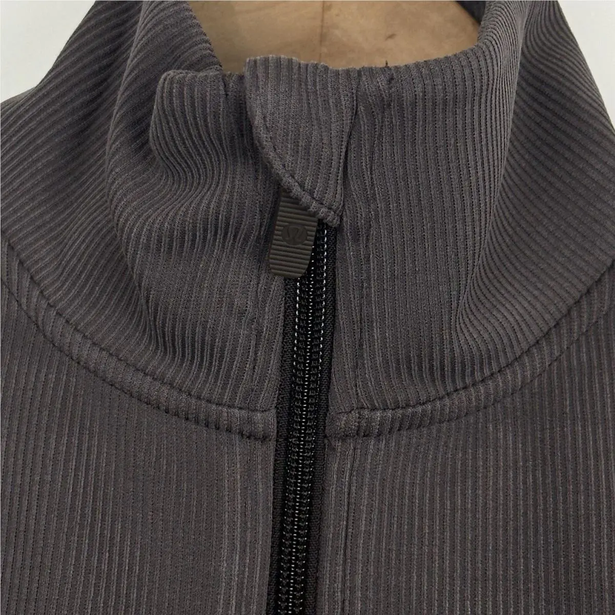Lululemon clothing - Brown 6