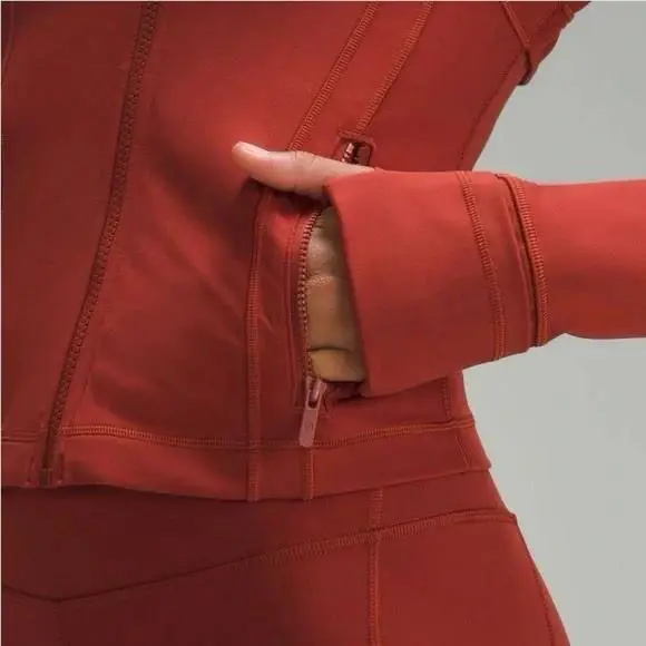 Lululemon clothing - Cayenne 1