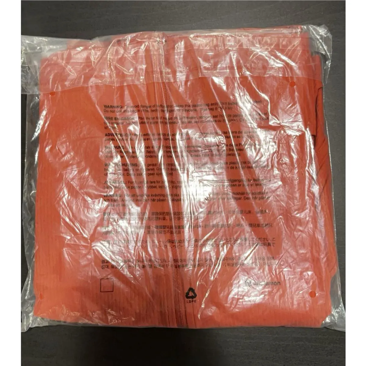 Lululemon clothing - Cayenne 3