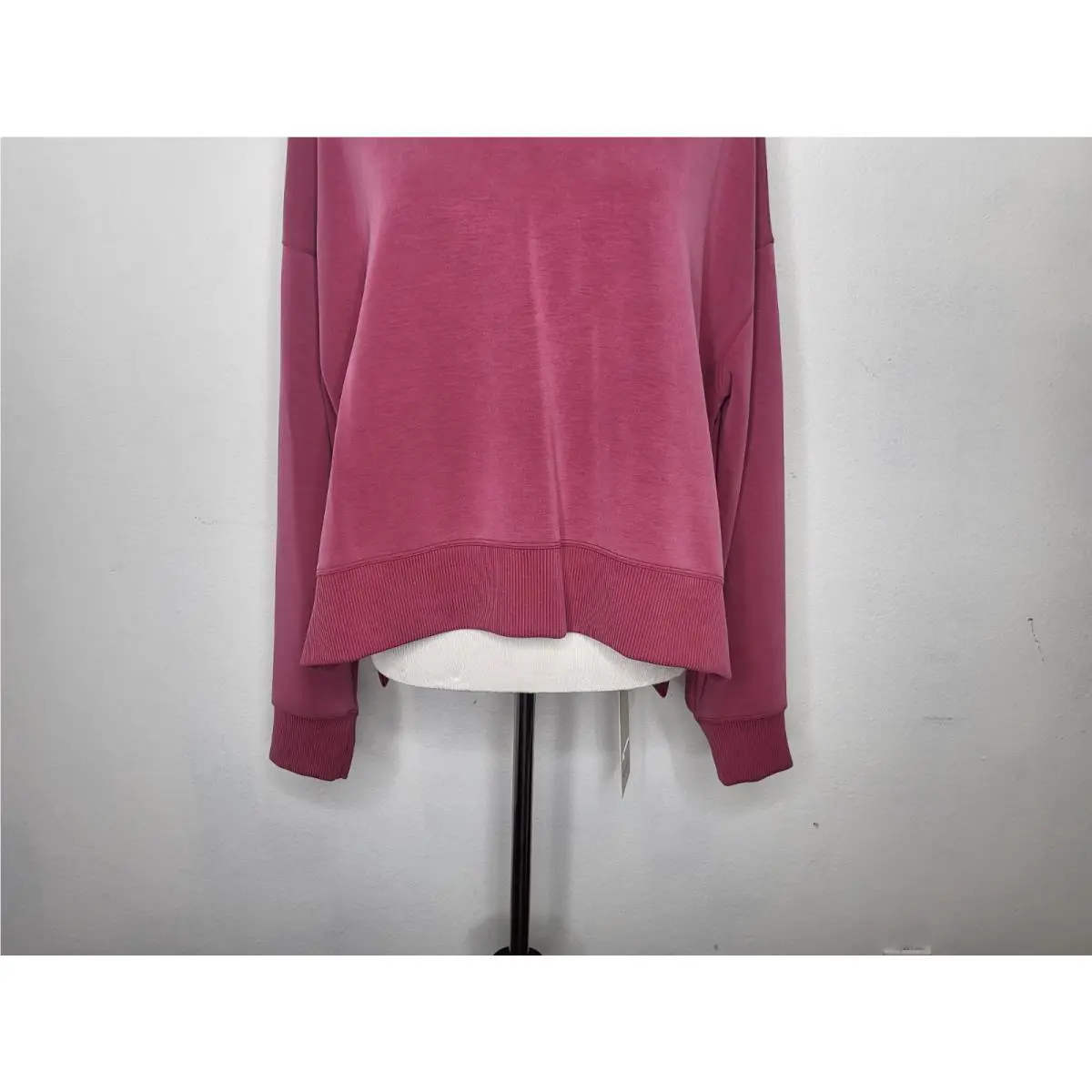 Lululemon clothing - Pink Red 1