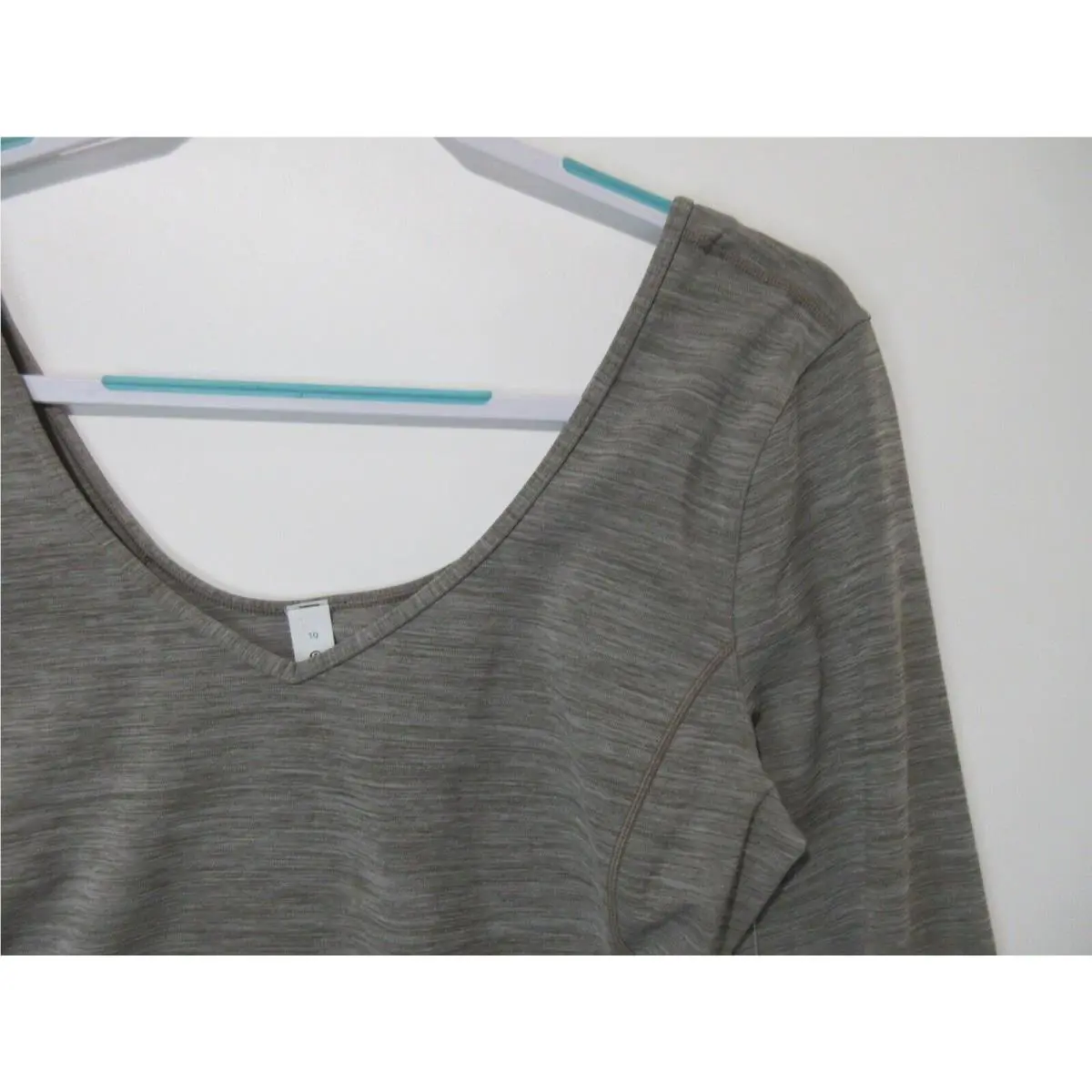 Lululemon clothing - Gray 2