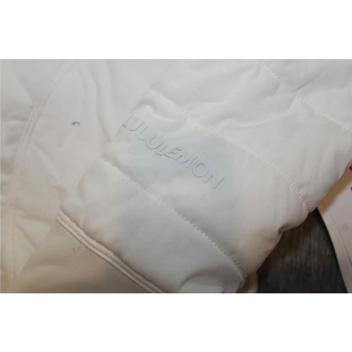 Lululemon clothing - Ivory 2