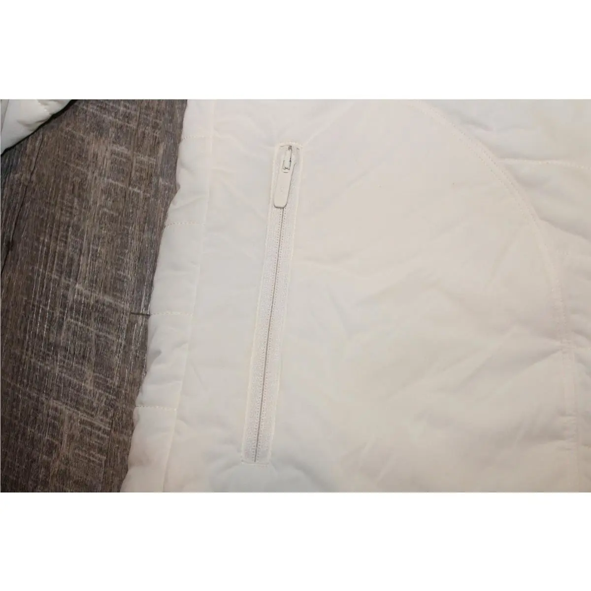 Lululemon clothing - Ivory 3