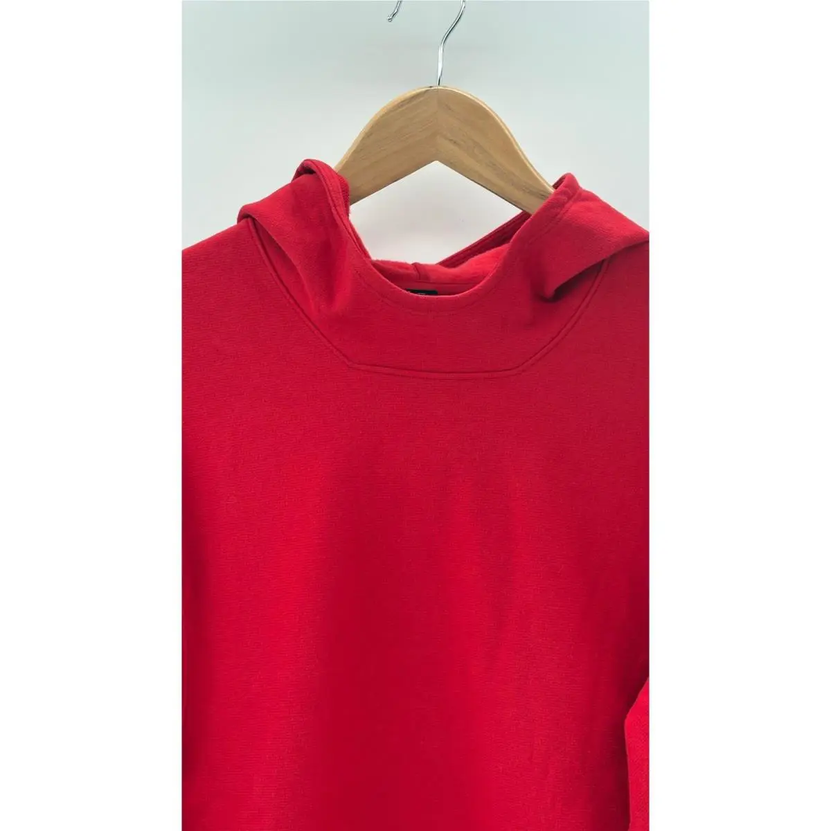 Lululemon clothing - Red 5