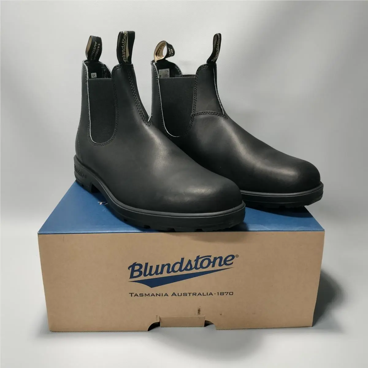 Blundstone 510 Vultan Black Chelsea Premium Leather Boots Mens