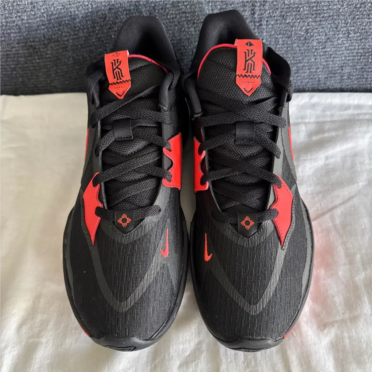 Nike shoes - Nike Kyrie Low 5 - Kyrie Low - red/black, /Size: Black-Red/8 8