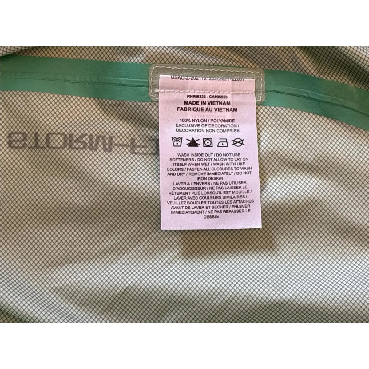 Nike clothing - Nike ACG Trail Snacks Storm Fit Jacket - Green 16