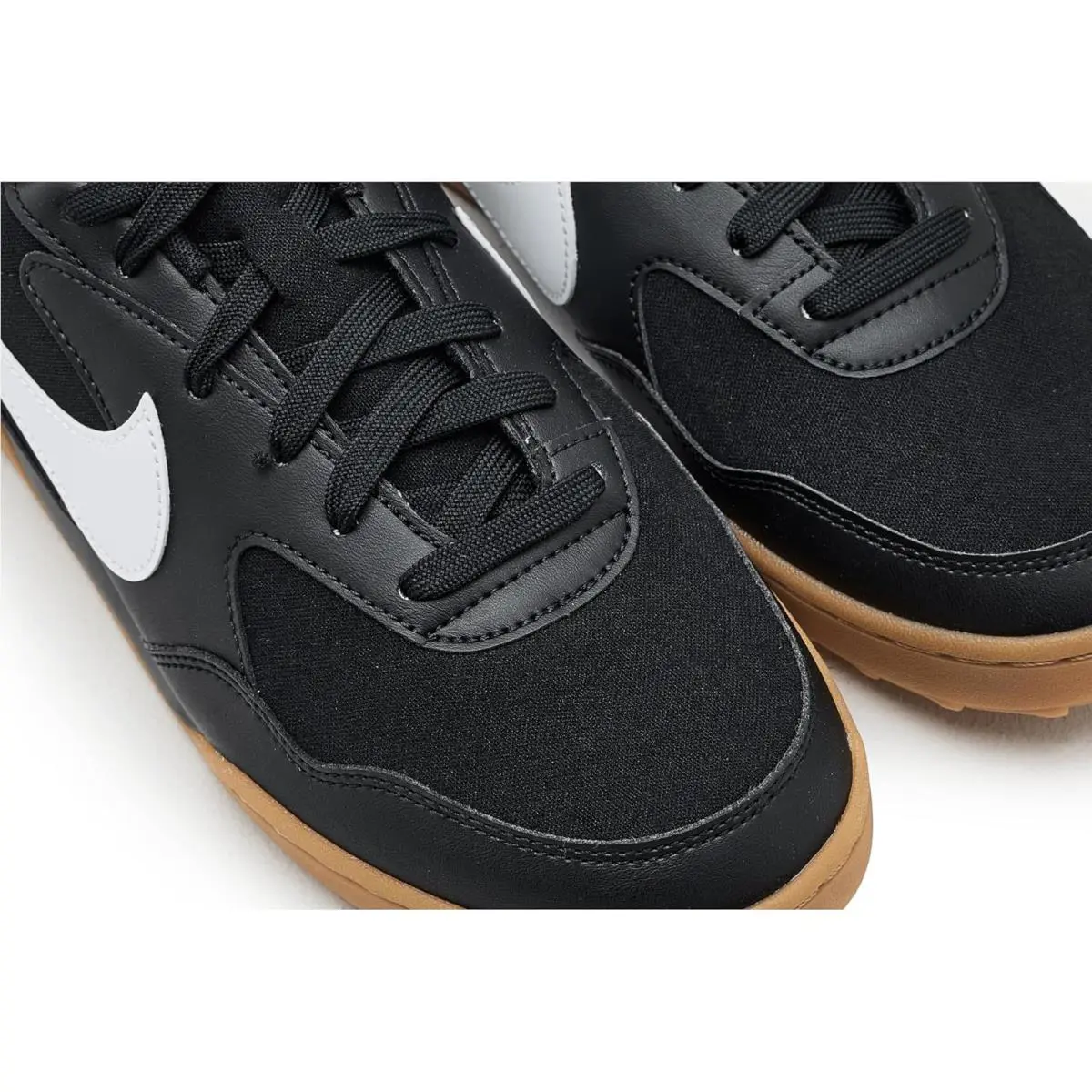 Nike shoes - Black/Pure Platinum Gum Light Brown White 18