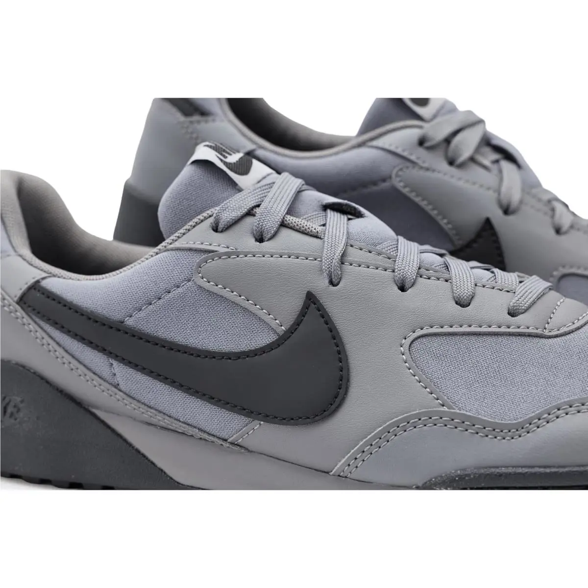 Nike shoes - Black/Pure Platinum Gum Light Brown White 25