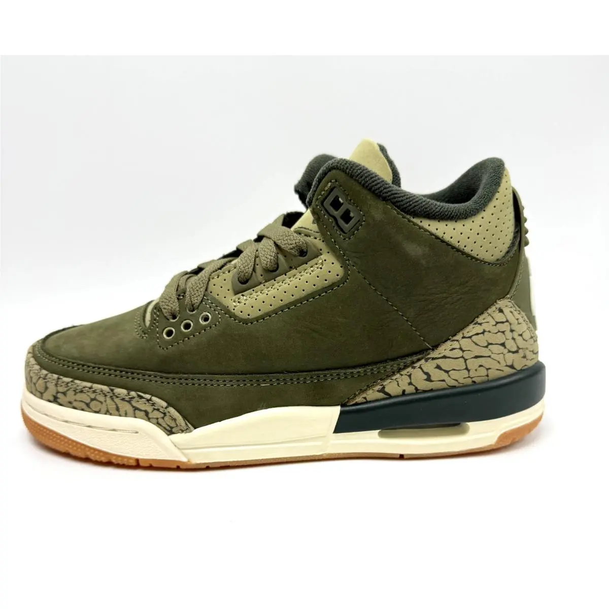 Nike shoes - Air Jordan 3 - Air - DM0967-202 - Medium Olive/Sequoia/Neutral Olive/Sail/Total Crimson 8