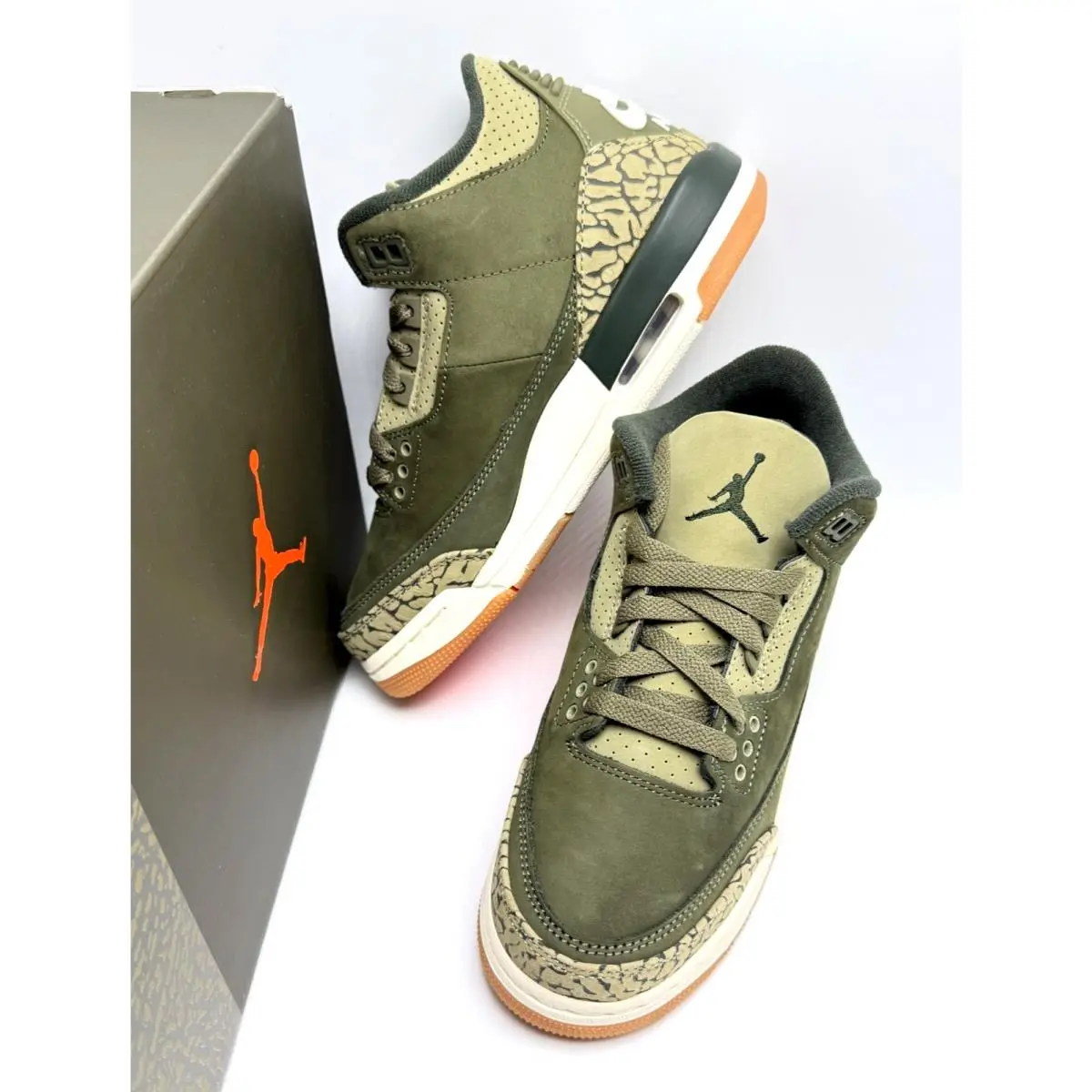 Nike shoes - Air Jordan 3 - Air - DM0967-202 - Medium Olive/Sequoia/Neutral Olive/Sail/Total Crimson 11
