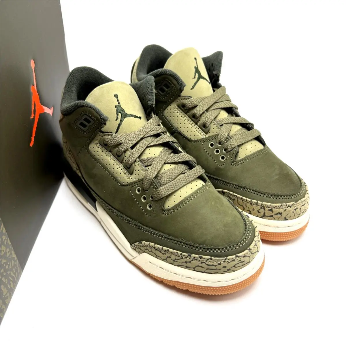 Nike shoes - Air Jordan 3 - Air - DM0967-202 - Medium Olive/Sequoia/Neutral Olive/Sail/Total Crimson 7