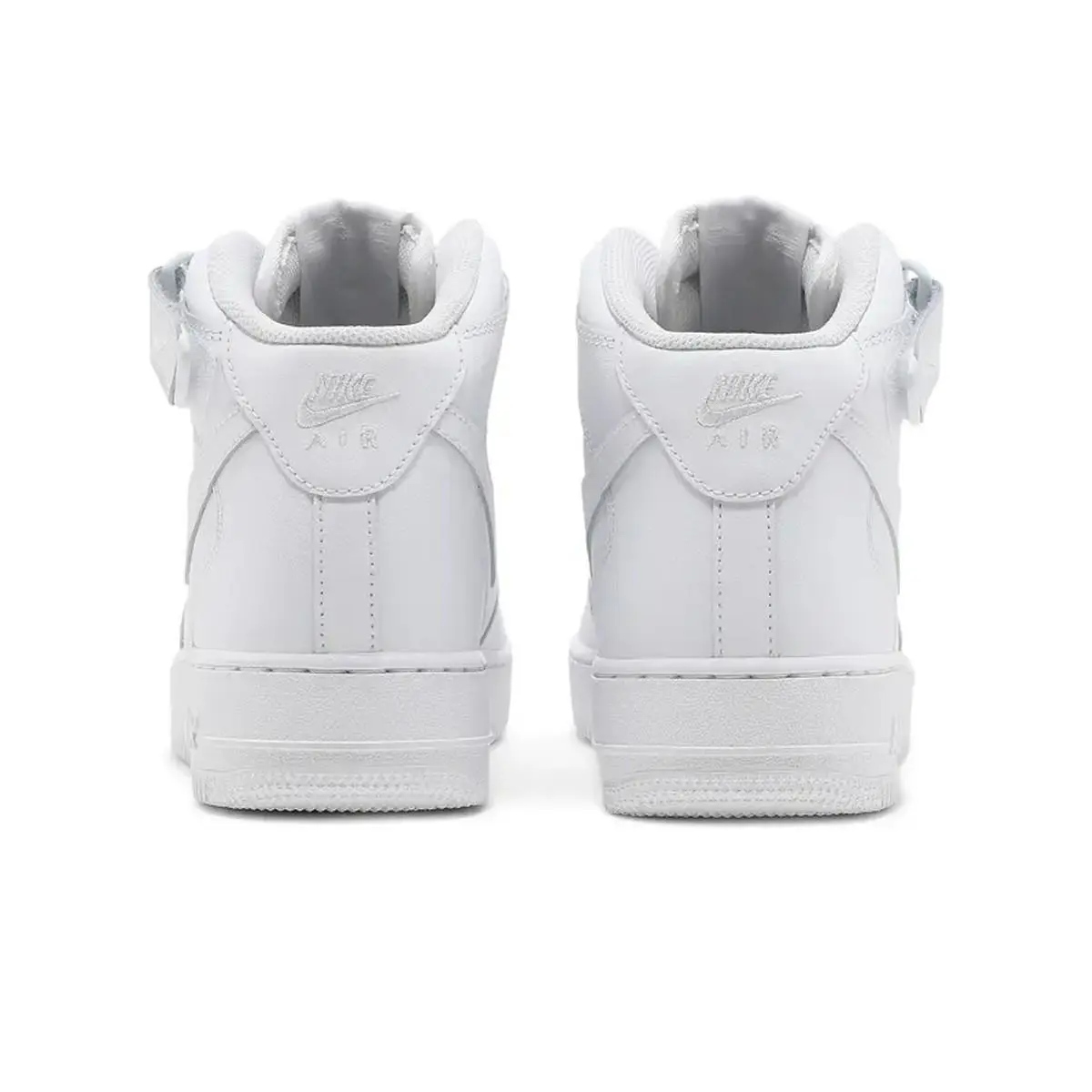 Nike shoes - White/Blanc 2