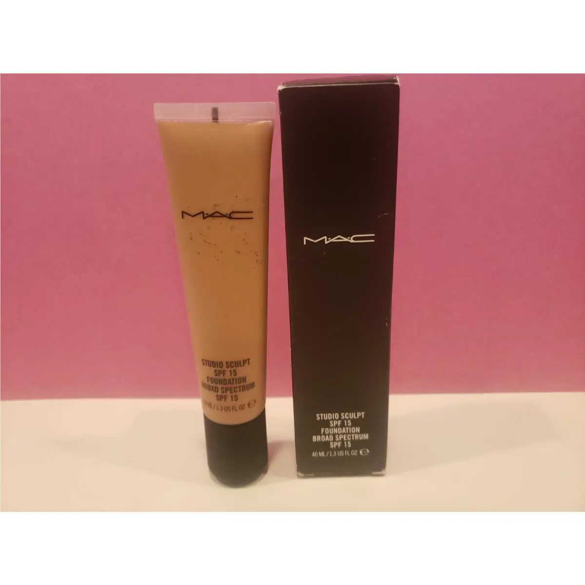 Mac - Studio Sculpt Foundation Broad Spectrum Spf 15 - NW40 - 1.3 Fl Oz