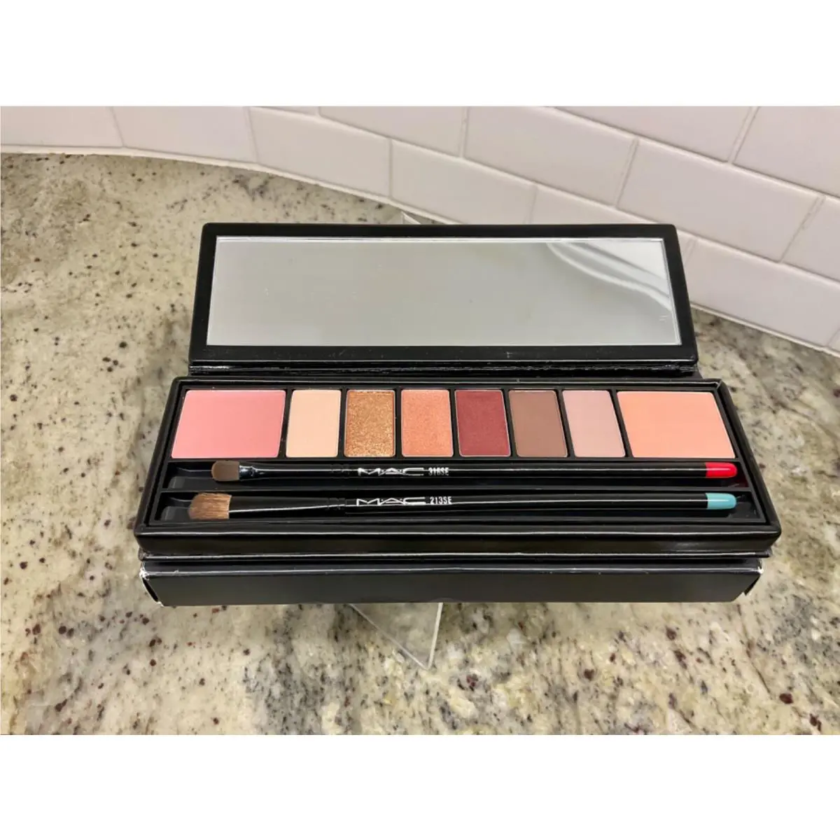 Mac 8 Face Lips Cheeks Holidazzle Palette Limited Edition Rare