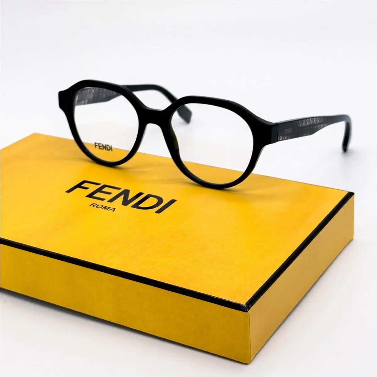 Fendi Eyeglases FE50049I 001 Round Black Women Eyewear Fendi