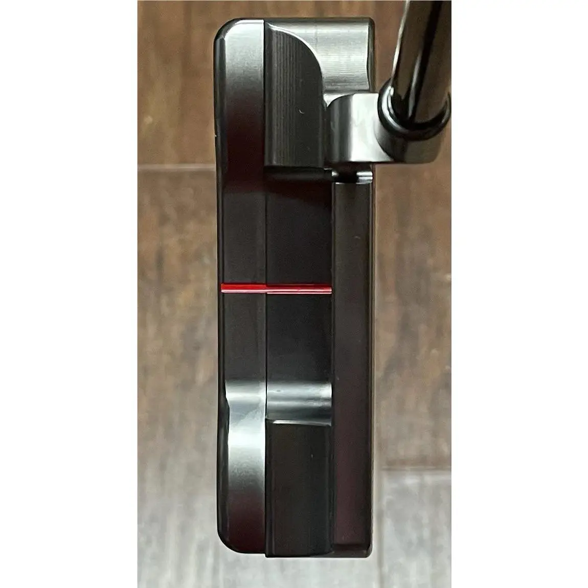 Scotty Cameron  - Super Select Newport Plus - Xtreme Dark Finish - DLC - Red, Lie Angle: Black 4