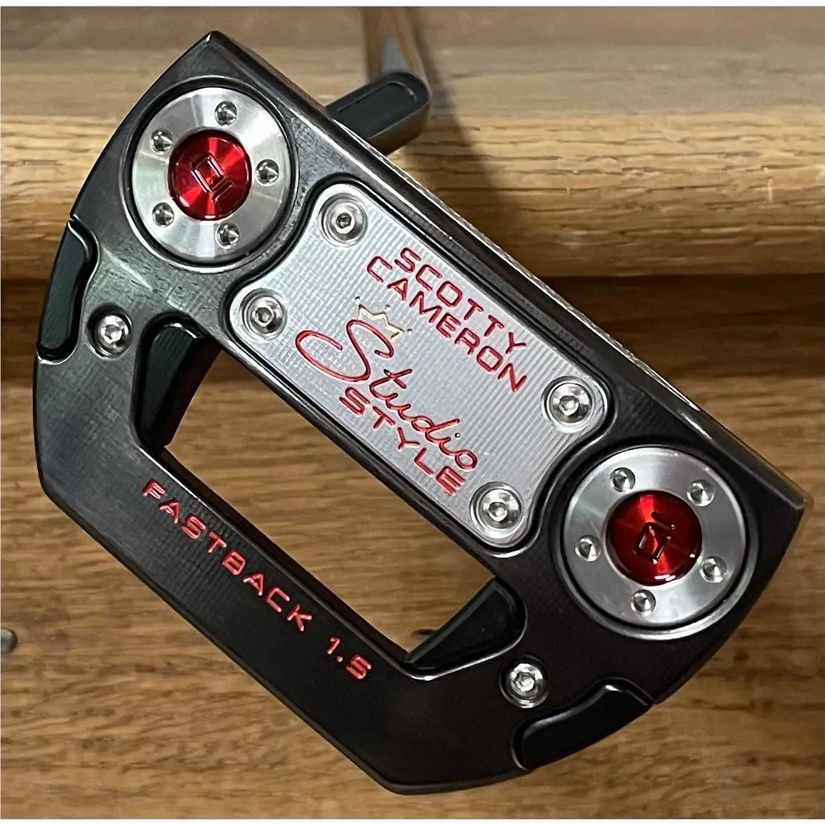 Scotty Cameron  - Studio Style Fastback 1.5 - SCS - Xtreme Dark Finish - DLC - Red, Lie Angle: Black 0