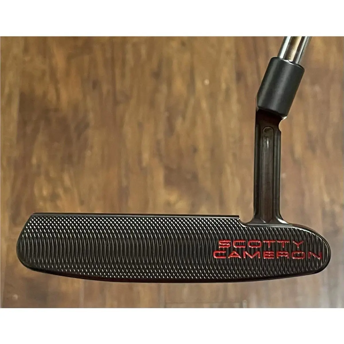 Scotty Cameron  - Super Select Newport - Xtreme Dark Finish - DLC - Red, Lie Angle: Black 3