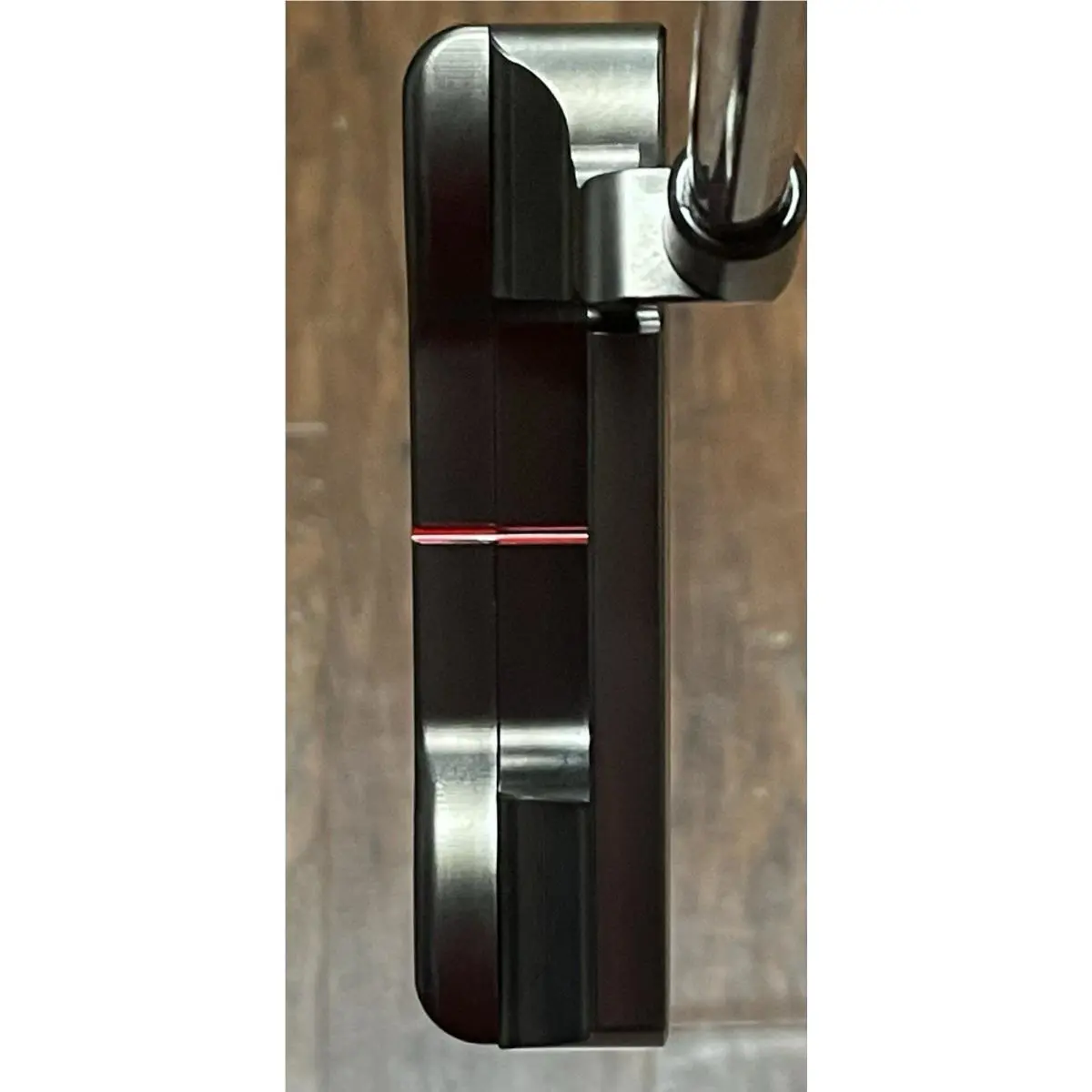 Scotty Cameron  - Super Select Newport - Xtreme Dark Finish - DLC - Red, Lie Angle: Black 4