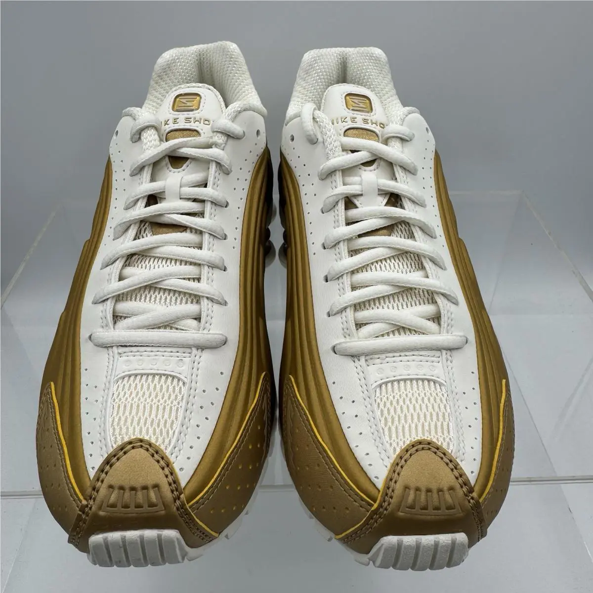 Nike shoes - Nike Shox - Shox - AR3565 010 - Soft Pearl/Metallic Gold 3