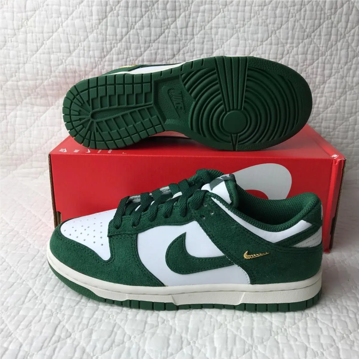 Nike shoes - Nike Dunk - Dunk - IB4417-100 - Green 2