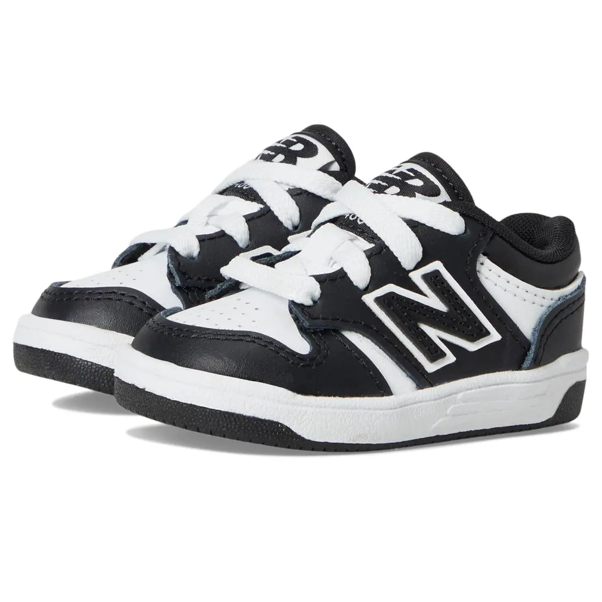 New Balance shoes - Black/White 6