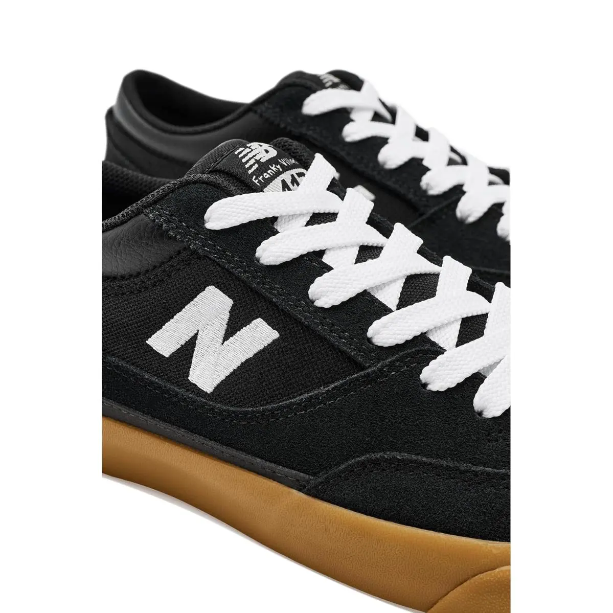 New Balance shoes - Black/White 4