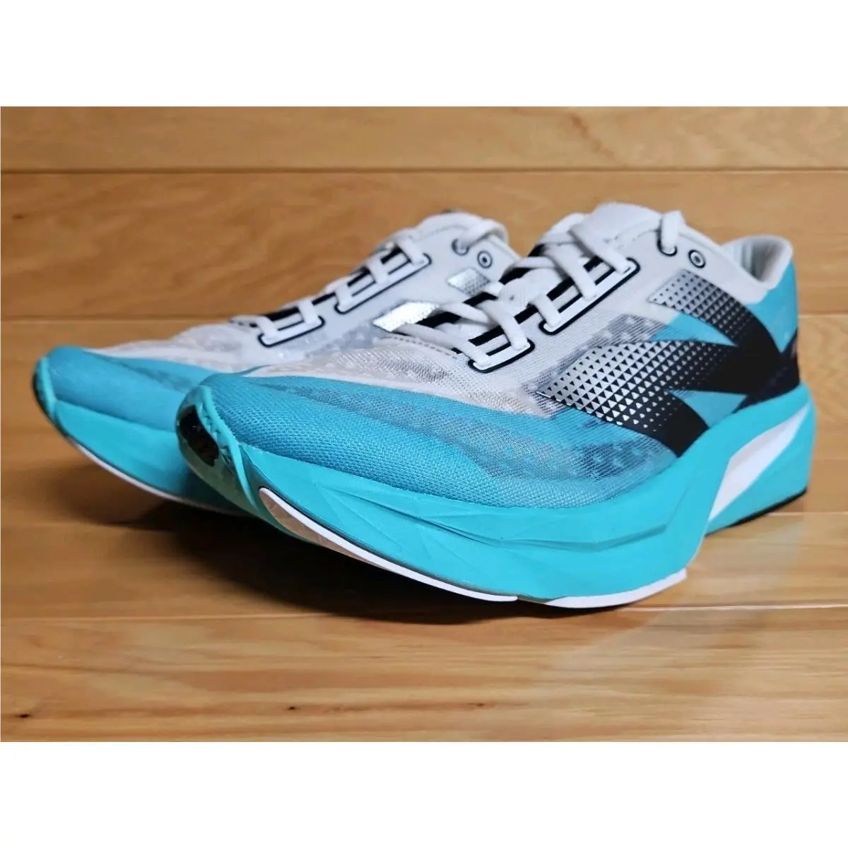 New Balance shoes - New Balance FuelCell Rebel v4 - WFCXCJ4 - Blue, Manufacturer: Cyber Jade/Black/White (UPC: 197966442729) 3