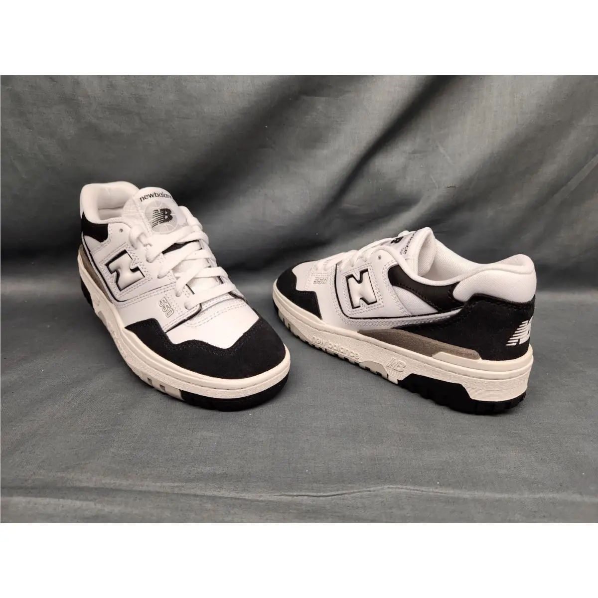 New Balance Boys 550 Athletic Sneakers GSB550CA White Black Size 6.5