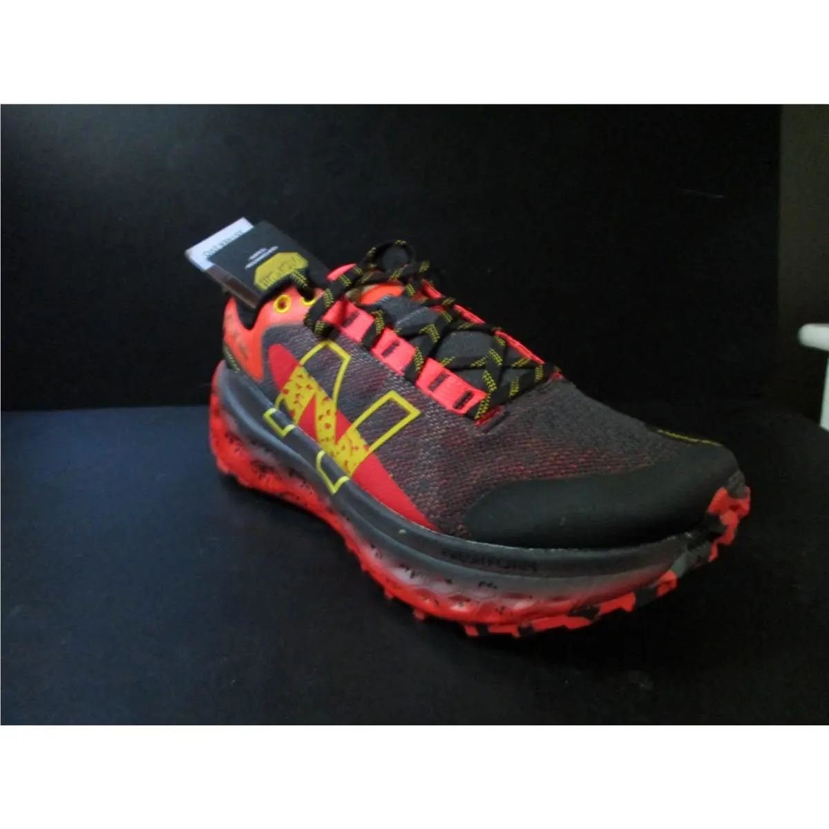 New Balance shoes - New Balance Fresh Foam X More - MTMORCD2 - ELECTRIC RED / BLACK 0
