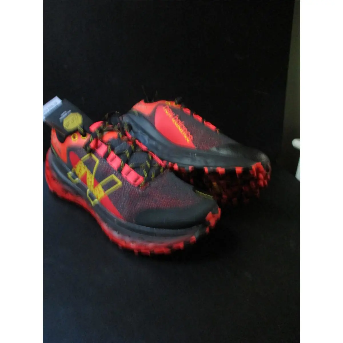 New Balance shoes - New Balance Fresh Foam X More - MTMORCD2 - ELECTRIC RED / BLACK 2