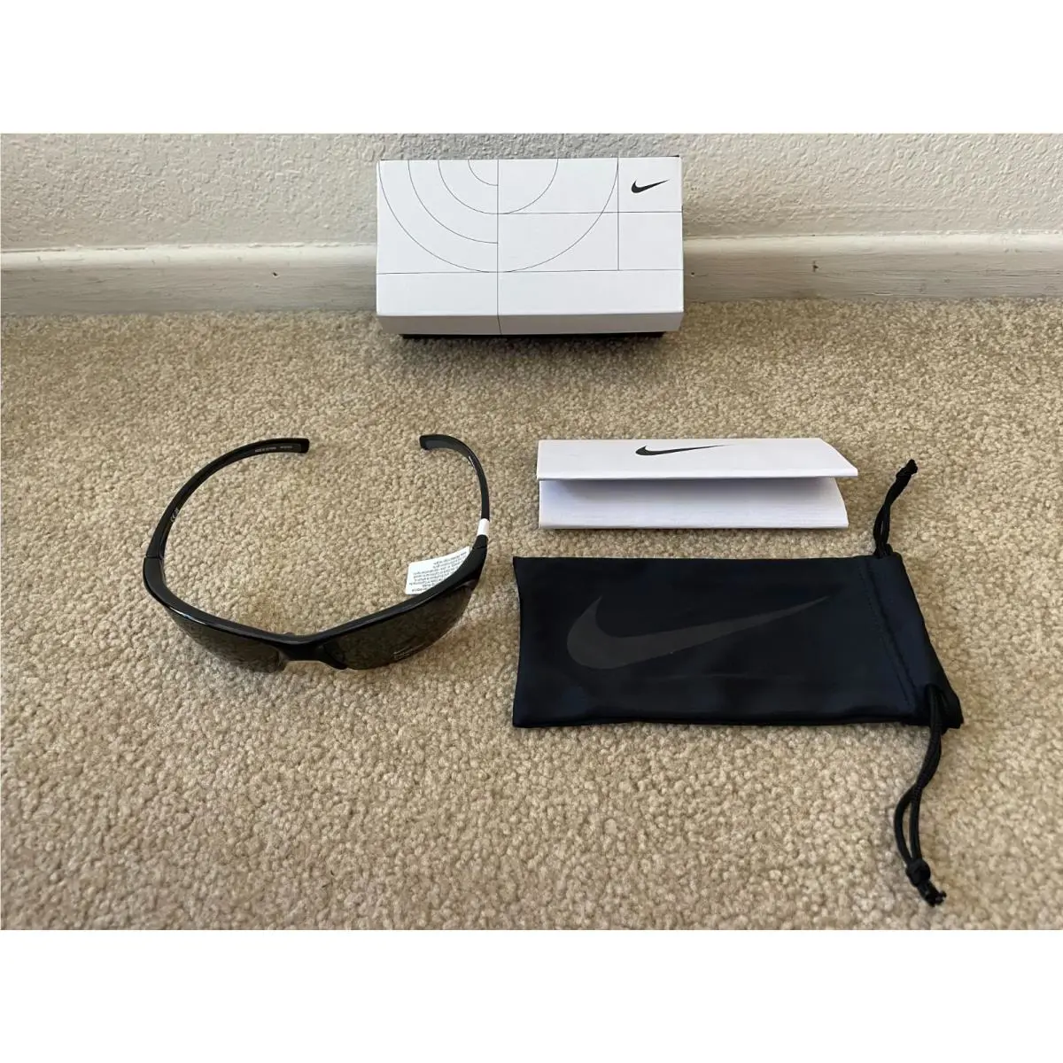 Men`s Black Nike Skylon Sport Sunglasses IF2485X-001 Polarized Lenses W/tags Box