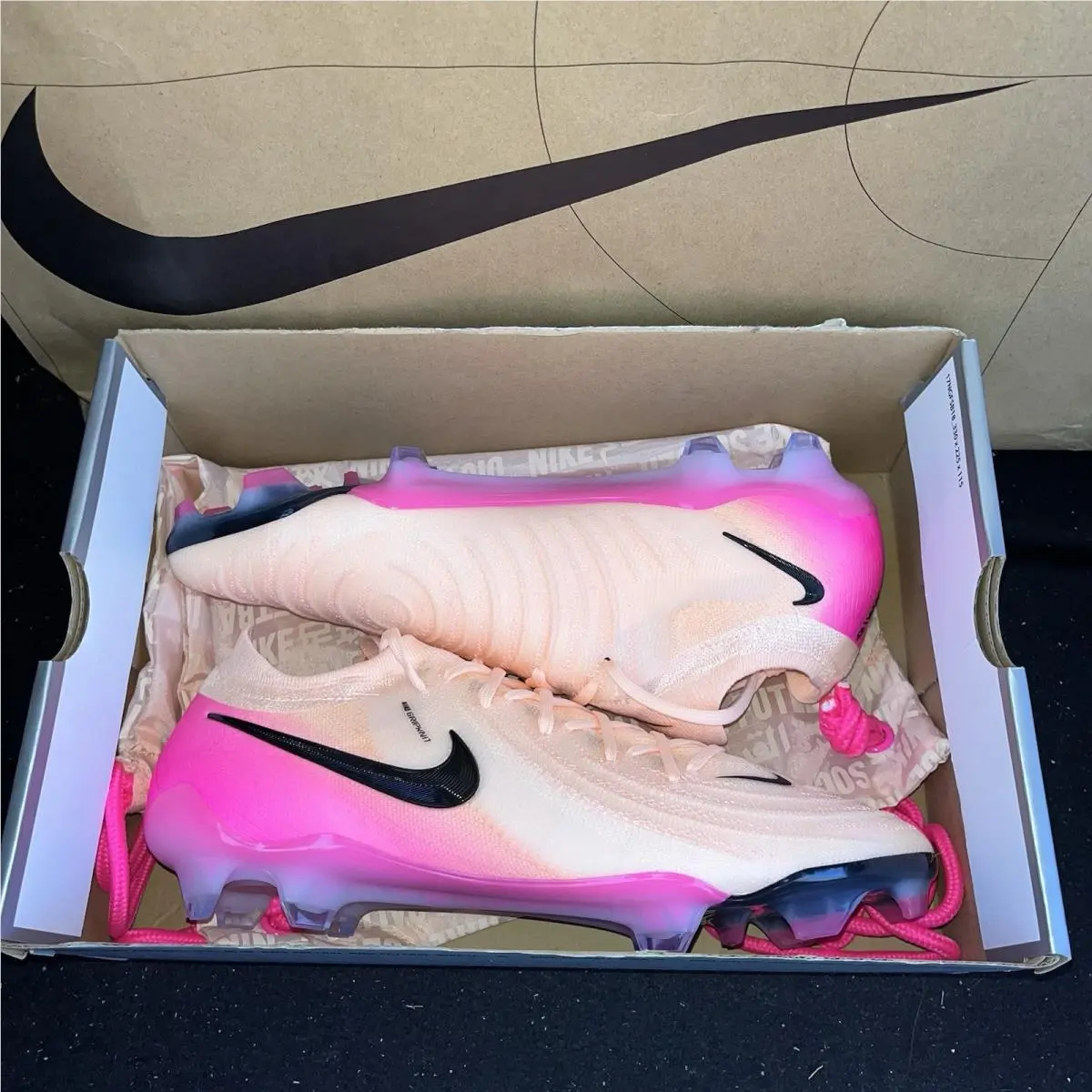 Nike shoes - Nike Phantom GX - Phantom - FJ2559 800 - Crimson Tint/Black-Pink Blast (UPC: 197862722079) 5