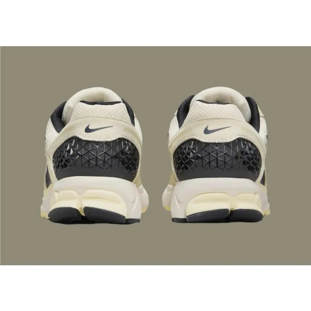 Nike shoes - Nike Vomero 5 - Vomero - HF1553-701 - Beige 2