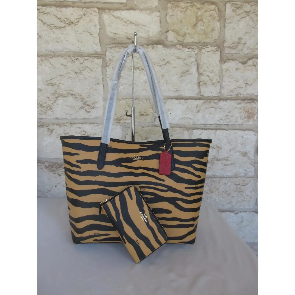 Coach Tiger City Tote or Set S : Tote/wristlet s /wallet or Crossbody Mini Set