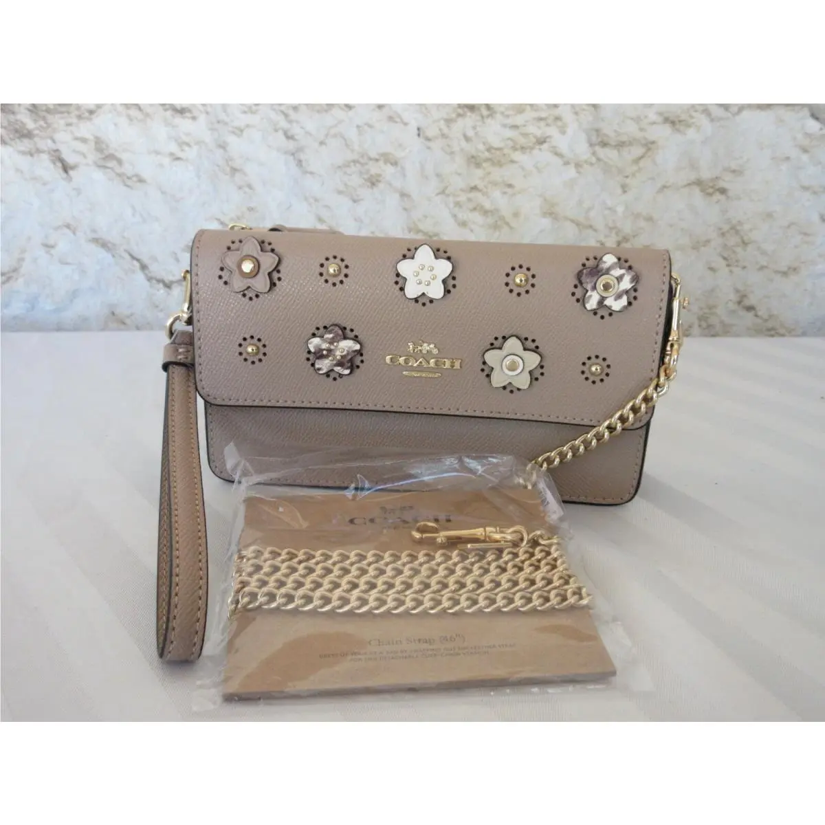 Coach  bag  - Coach Klare  Flover/Foldover Lilly - Klare Lilly - Beige IM/Taupe or SV/Pink blush, Hardware: Pink/Silver, Brown/Gold, Exterior: Neutral/Beige /Light Brown OR Pink Blush