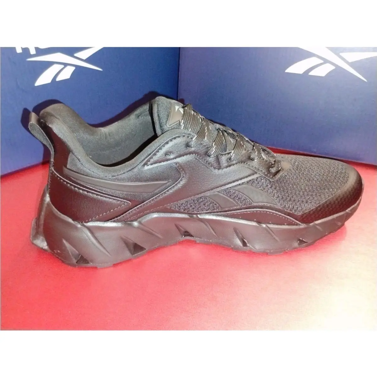 Reebok shoes - Under Armour Charged Assert 10 - 3026175-004 - Black 22