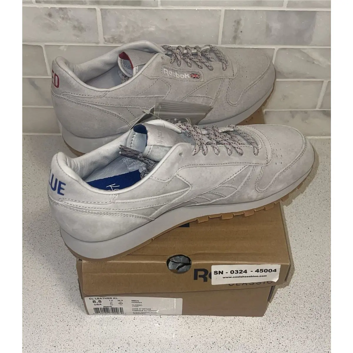 Reebok shoes - Reebok Classic - Classic - AR0586 - Brown, Manufacturer: Steel/White (UPC: 0889138742262) 4