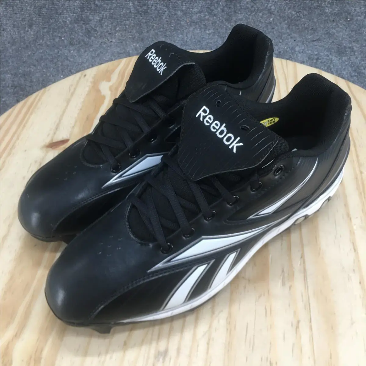 Reebok shoes - Black 4