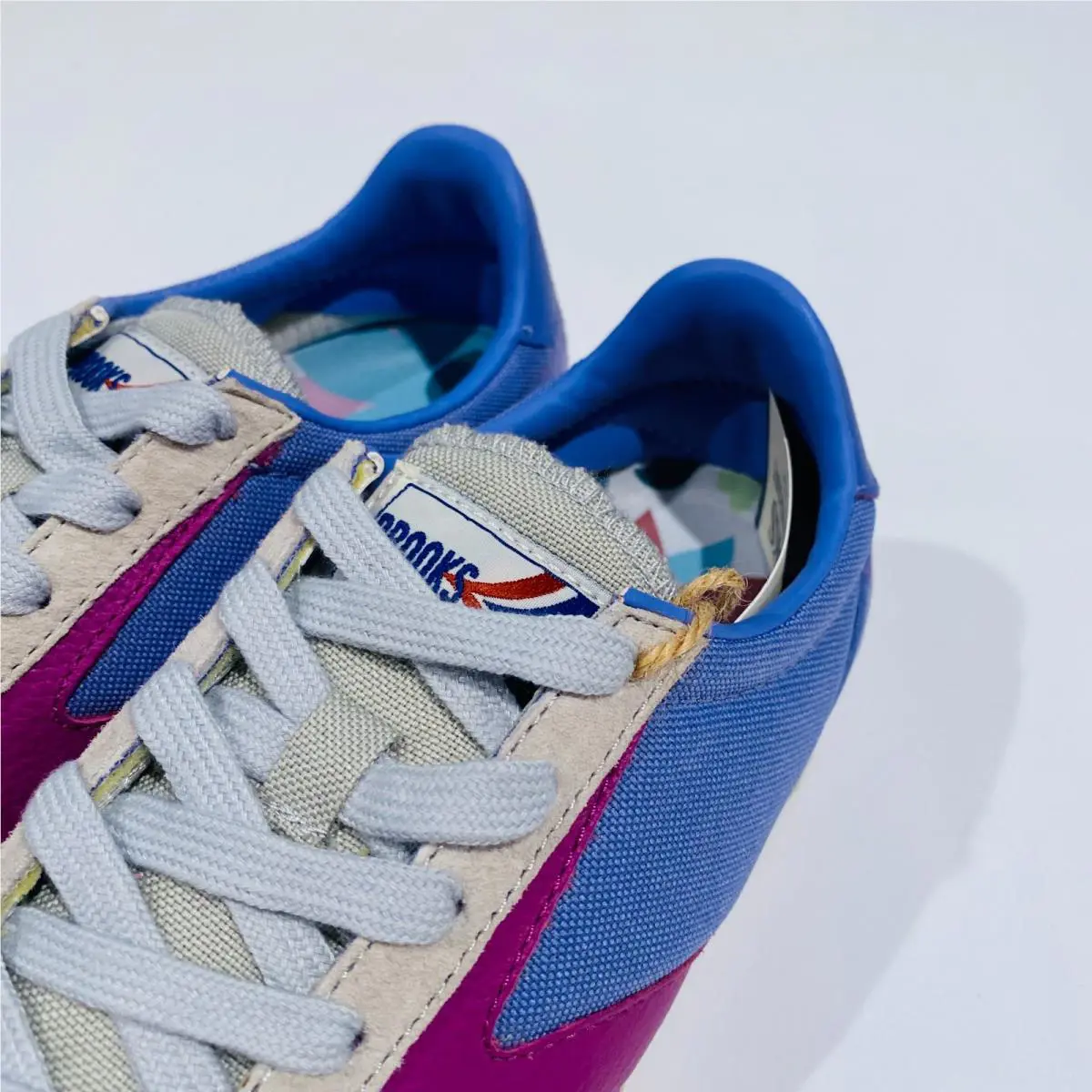 Brooks shoes - Multicolor 12