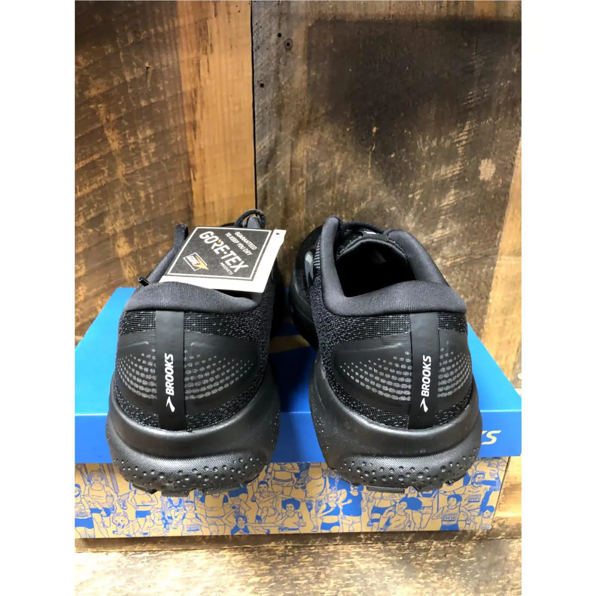 Brooks shoes - Brooks Ghost 16 - Ghost - Black 1