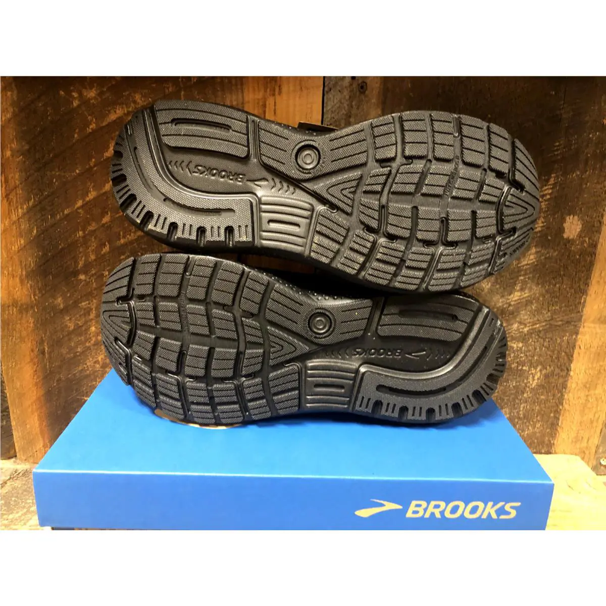 Brooks shoes - Brooks Ghost 16 - Ghost - Black 2