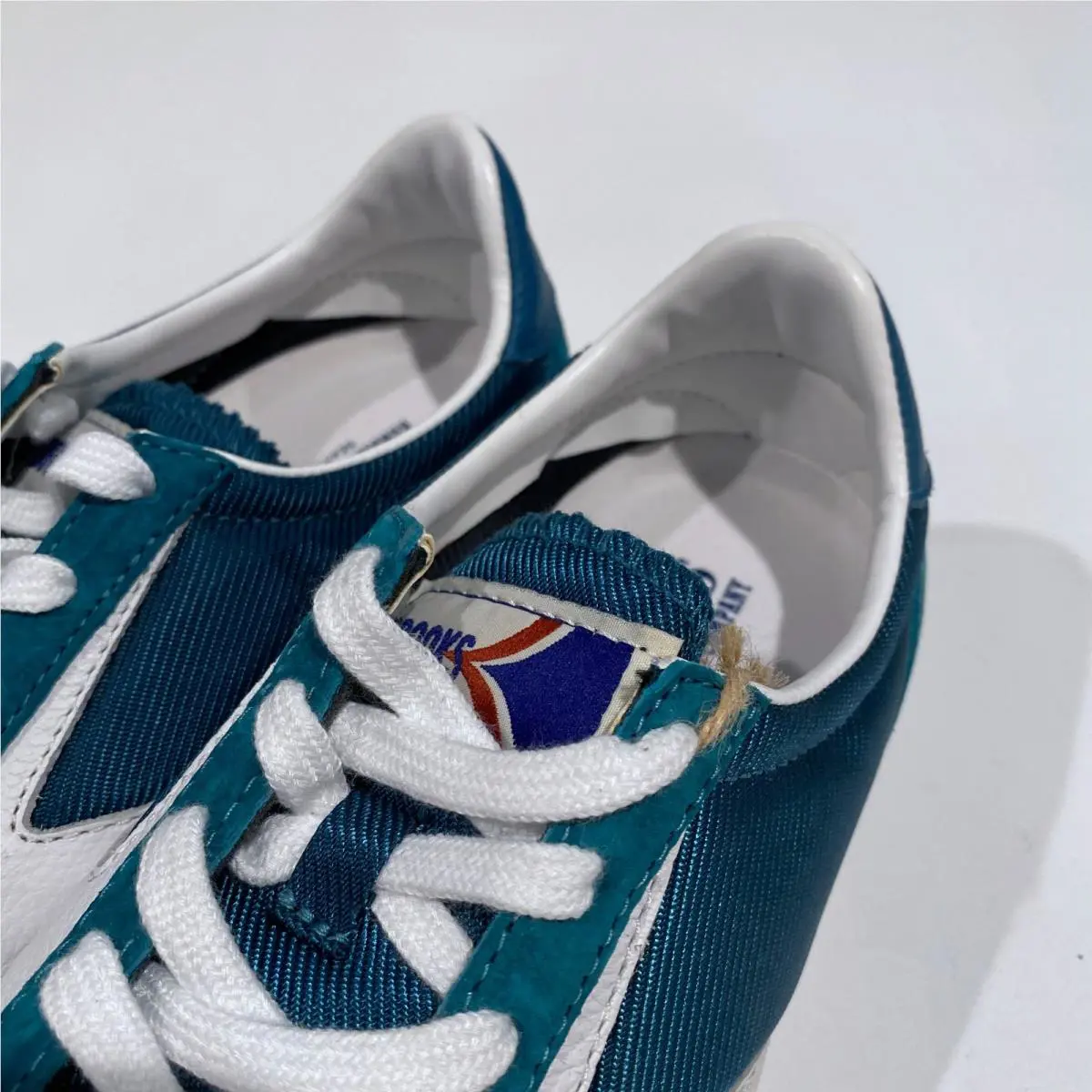 Brooks shoes - Green 12