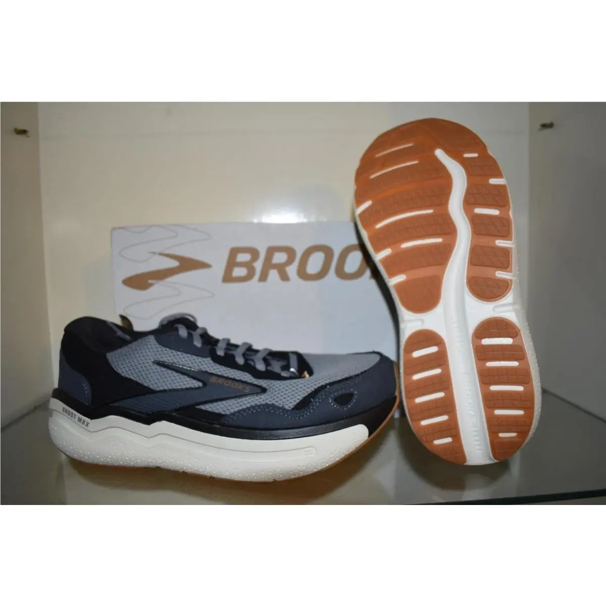 Brooks Men’s Ghost Max SE Neutral Running Shoes 110444 1D 091 Size 8.5