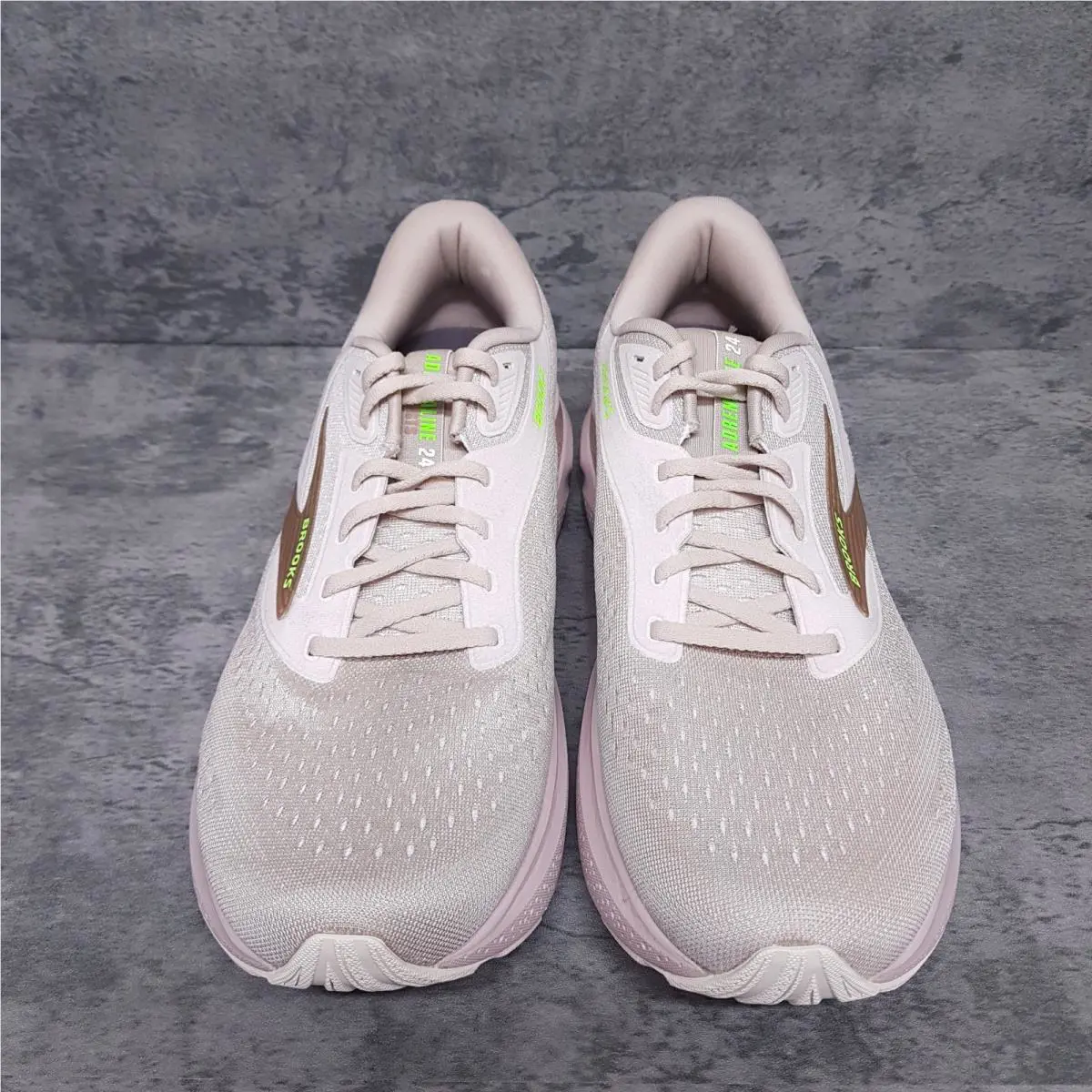 Brooks shoes - Adrenaline GTS 24 - Adrenaline GTS - 1104371D217 - Beige 1